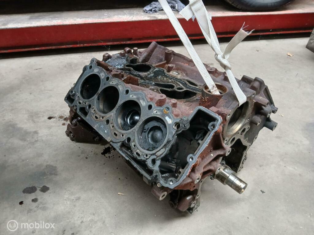 Onderblok Land Range Rover Sport 3.6 TDV8 368DT motor blok, Land Rover, Land Rover, Enlèvement ou Envoi, Utilisé