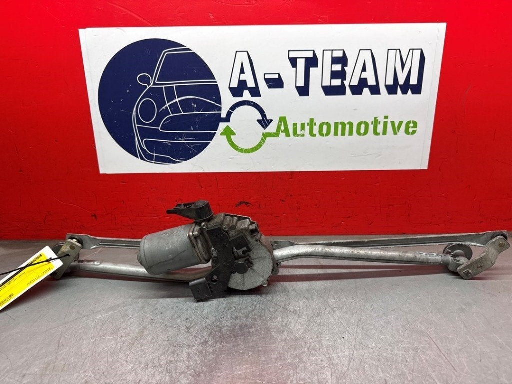 MOTEUR + TRINGLERIE ESSUIE GLACE AVANT (|405146|), Valeo, Mercedes-Benz, Utilisé, 100, rue de Courcelles
75017  Paris, FR