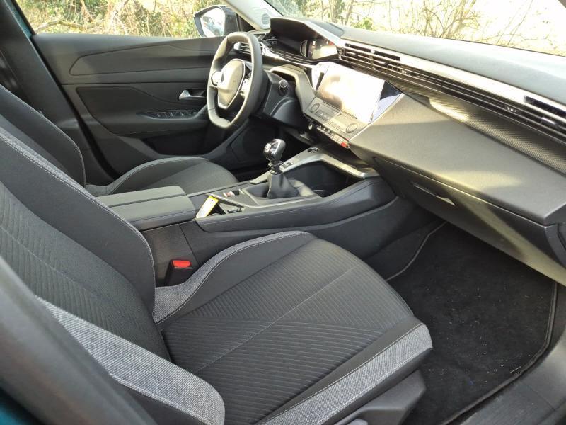 Peugeot 308 III & e- Active Pack, 1199 cc, Blauw, Parkeersensor, Bedrijf
