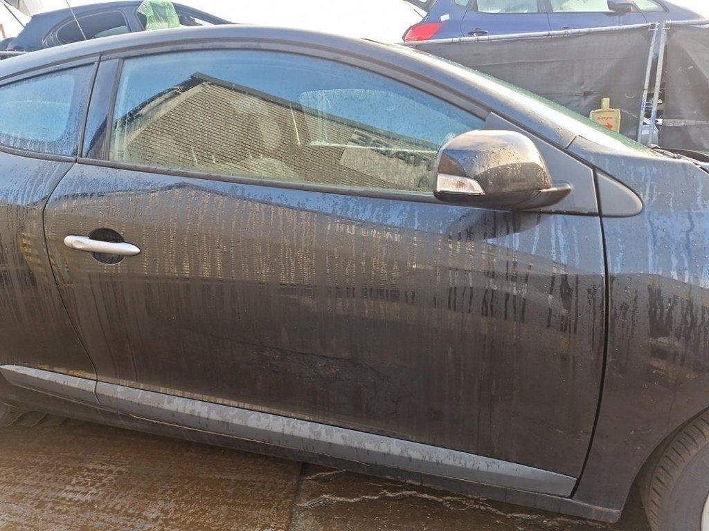 PORTE DROITE Renault Megane III Coupe (DZ) (01-2008/09-2016), Renault, Droite, Utilisé, Peter-Huppertz-Straße 5
51063  Köln, DE