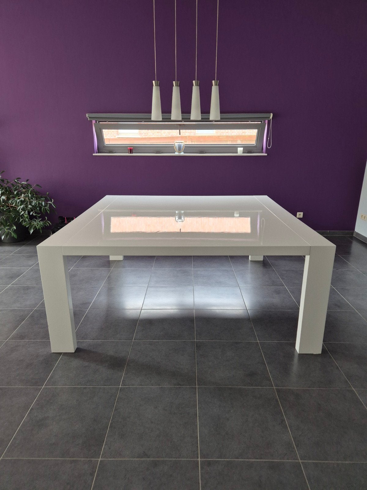 Grande table à manger design laquée blanche 180  180 cm, Enlèvement