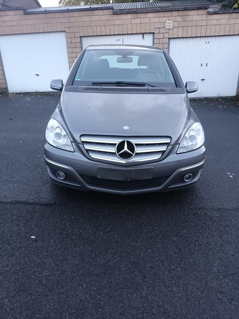 Probleem met de dynamo  B-klasse 0488 94 94 09, Auto's, Euro 5, Bedrijf, Te koop, Handgeschakeld