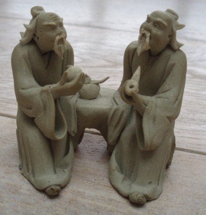 Statuette Mudman 2 petits vieux, année 60, 6x6x4 cm - Impec, Asie, Moins de 20 cm, Enlèvement, Groupe de personnes