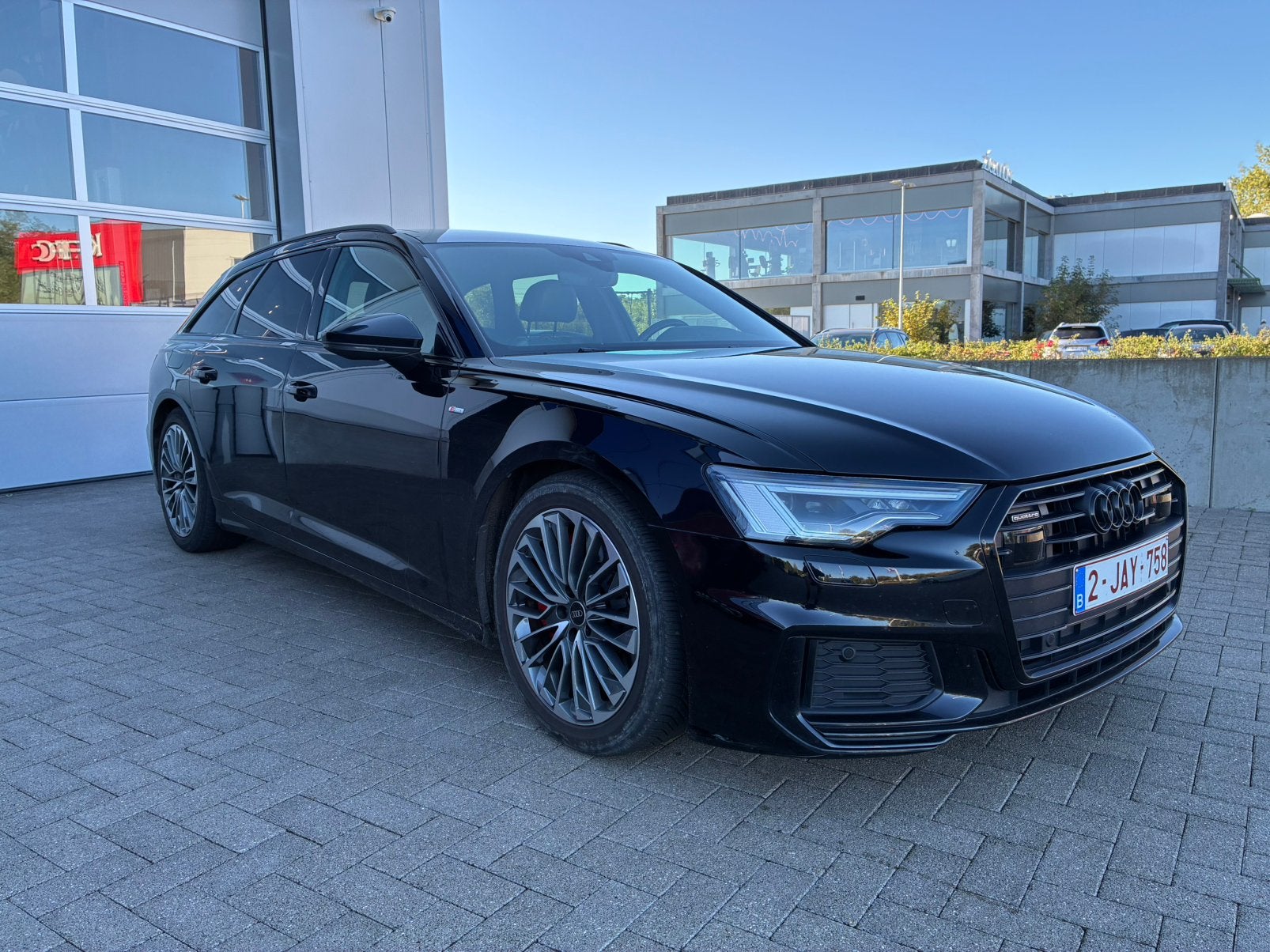 AUDI A6 AVANT 55 TFSe QUATTRO - TOIT PANO - LED - PACK NOIR, Achat, Euro 6, Carnet d'entretien, Noir