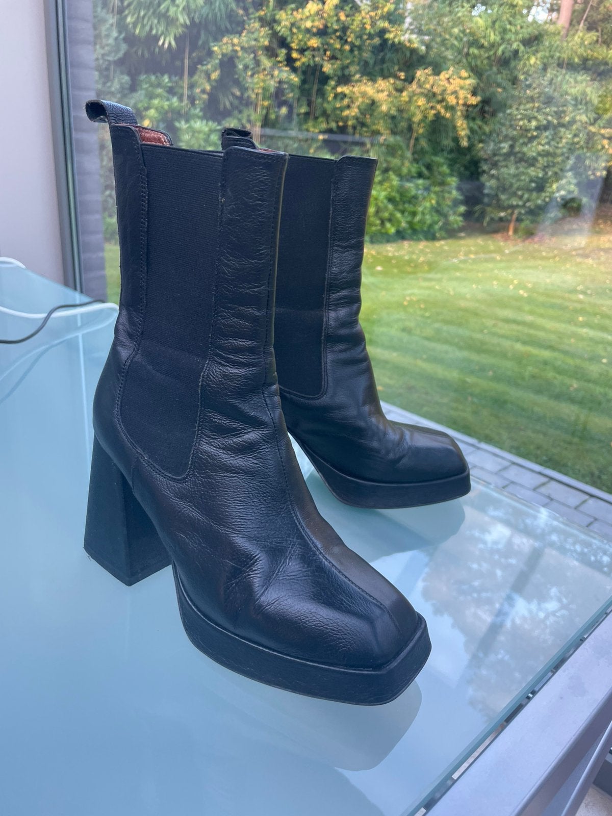 Lederen lage botjes 37/38, Kleding | Dames, Ophalen, Zo goed als nieuw, Zwart, Lage of Enkellaarzen