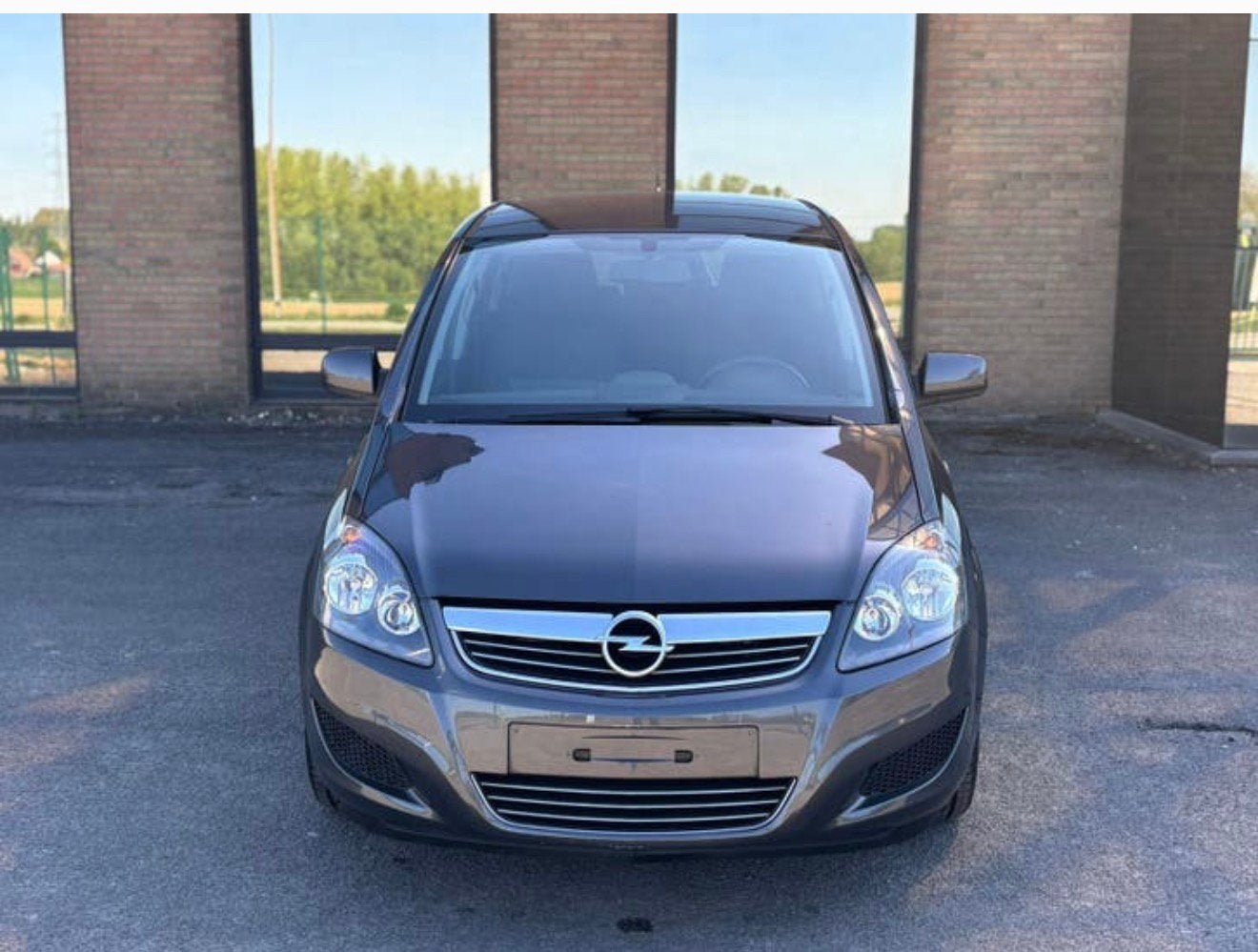Opel Zafira 1.6 essence Airco 7 Place, Auto's, https://public.car-pass.be/vhr/78e83ea3-7a29-4071-9c3f-01070116b8ce, Elektrische ramen