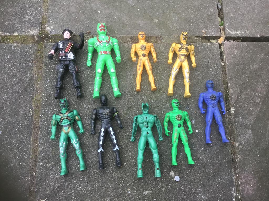 Actiefiguren, Ophalen