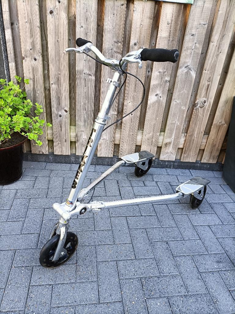Step Trikke 8, Ophalen, Zo goed als nieuw