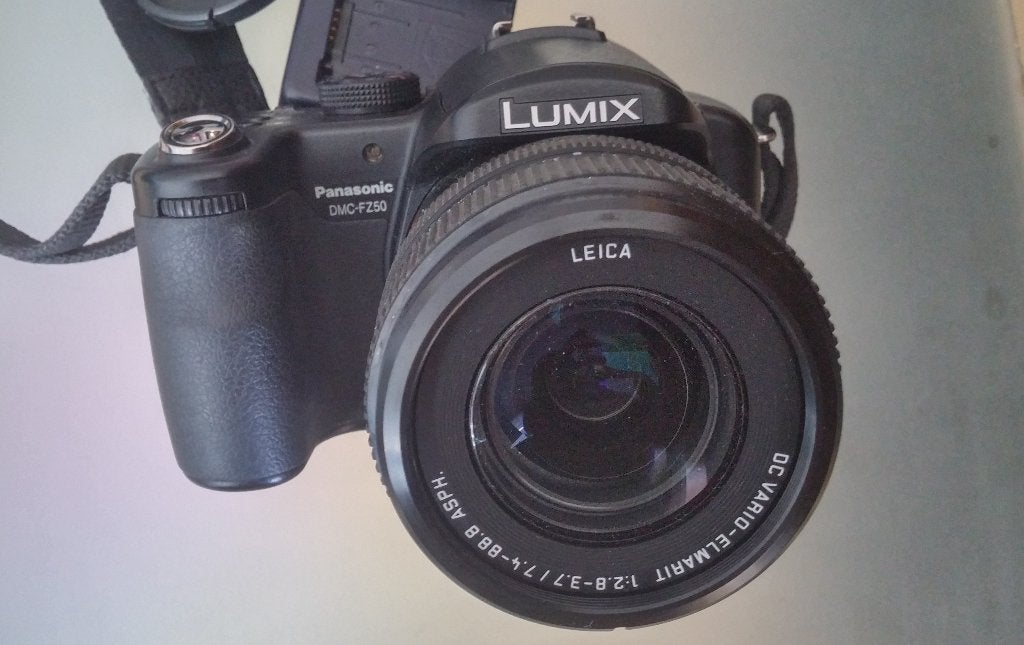 Panasonic FZ50 Lumix, Enlèvement ou Envoi, Comme neuf, Batterie, Panasonic