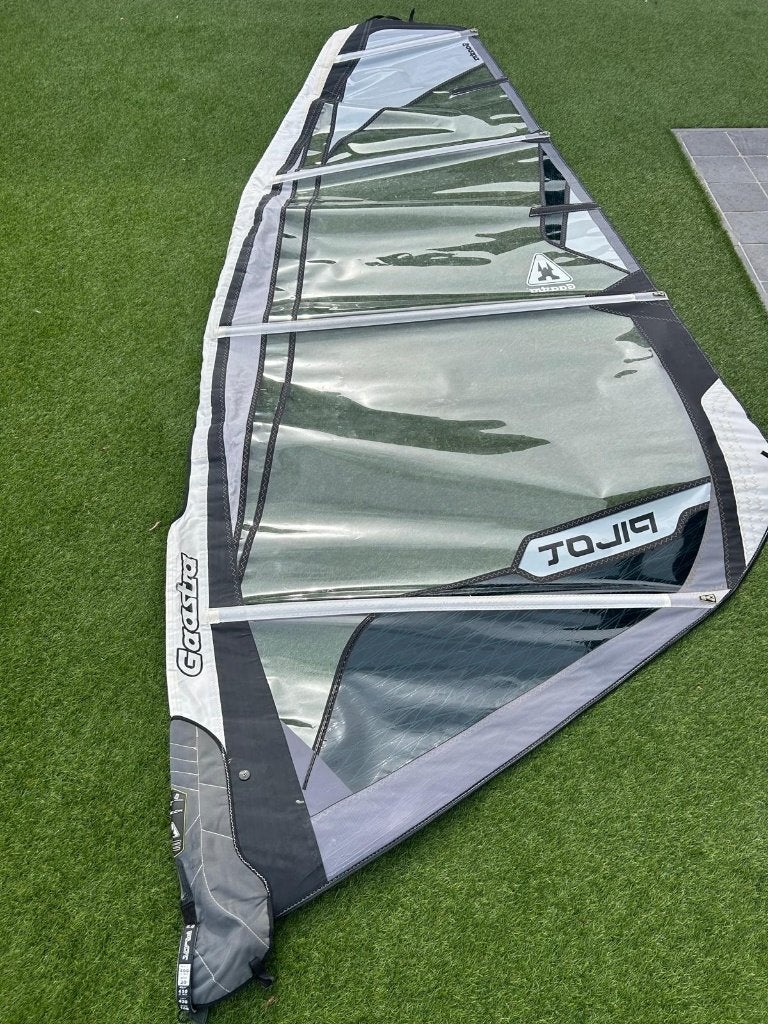 Gaastra Pilot 5 m², Watersport en Boten, Windsurfen, Ophalen, Gaastra, 5 tot 6.5 m², Zo goed als nieuw