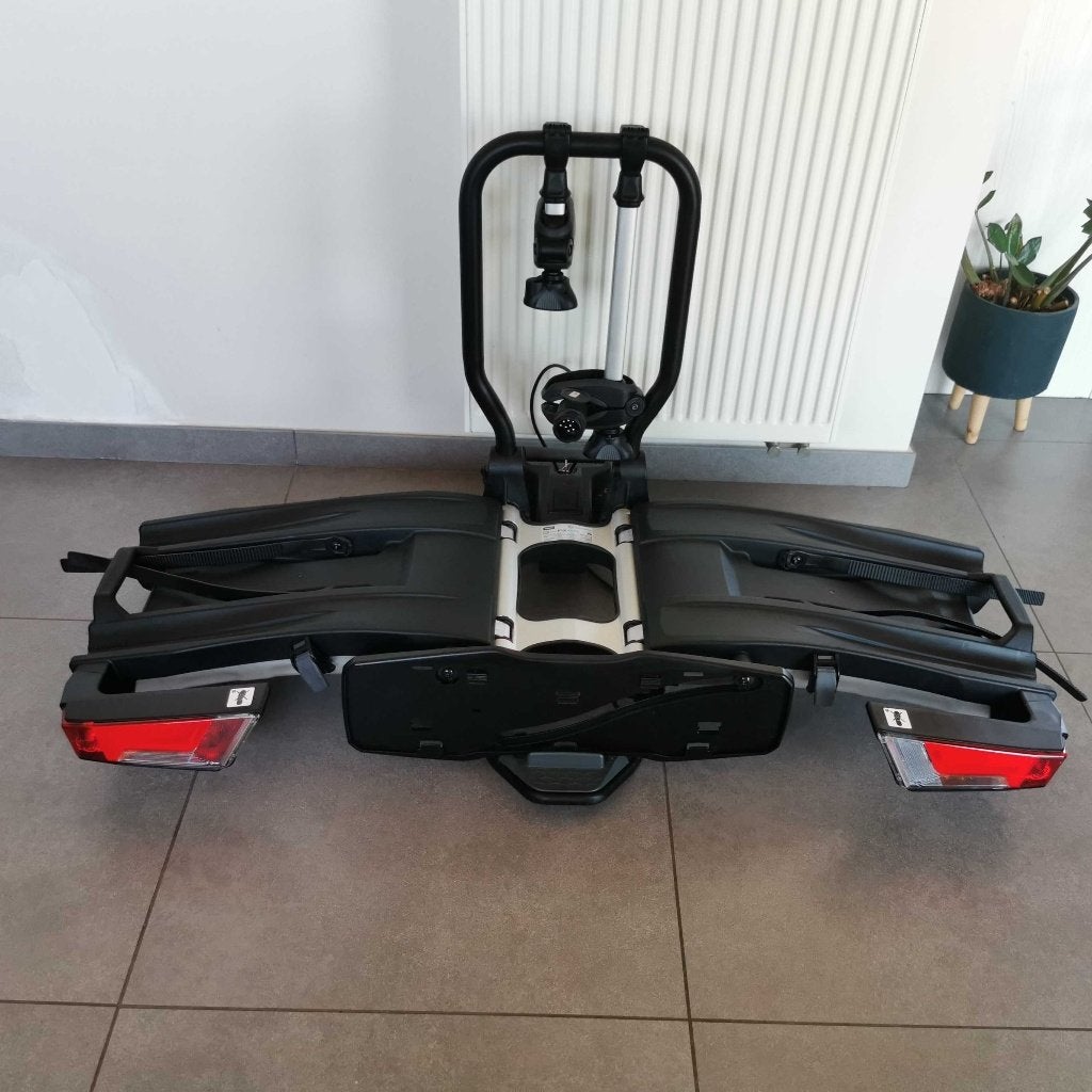 EasyFold XT F48 FIX4BIKE – nieuwstaat – Volvo by Thule, Auto diversen, Fietsendragers, Zo goed als nieuw, Trekhaakdrager, 2 fietsen