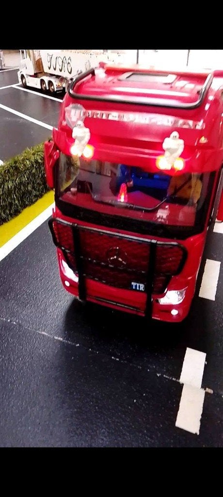 Tamiya rc Mercedes, Hobby en Vrije tijd, Modelbouw | Auto's en Voertuigen, Ophalen, Gebruikt, Groter dan 1:32, Truck