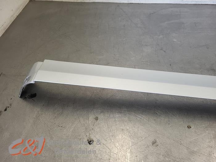 Rail porte coulissante droite d'un Mercedes V-Klasse, Autos : Pièces & Accessoires, 3 mois de garantie, Utilisé, -, -