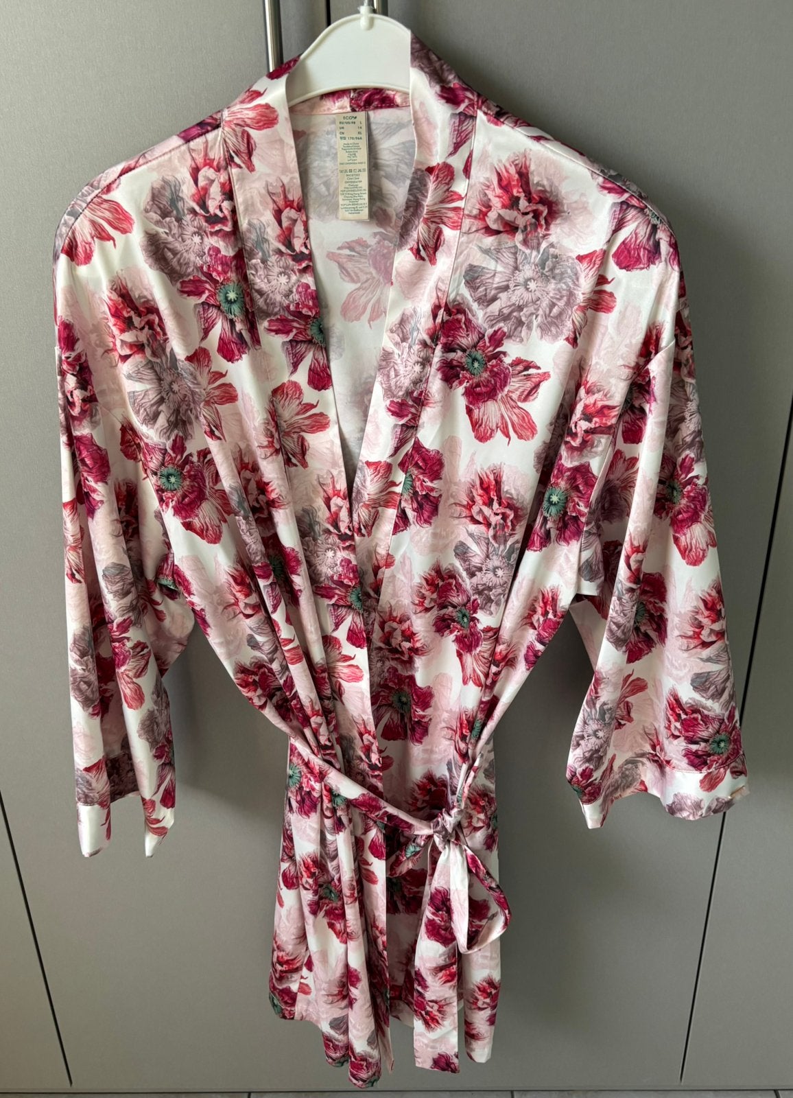Satynen kamerjas nieuw maat L, Kleding | Dames, Pyjama's, Ophalen, Nieuw, Maat 42/44 (L)