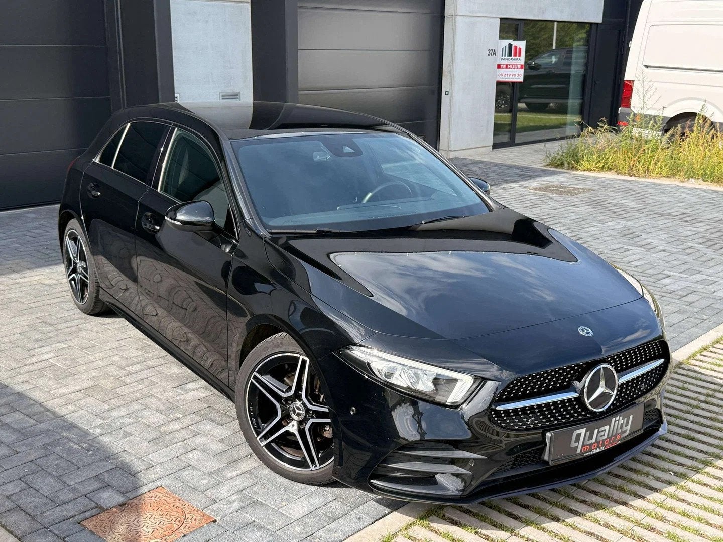 Mercedes-Benz A-CLASS 160 A 160 Business Solution AMG (EU6d-, Autos, Achat, Euro 6, Boîte manuelle, Noir