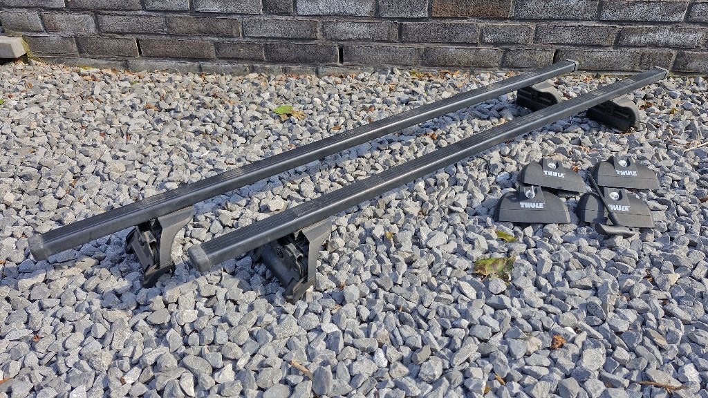 2x Thule SquareBar 118 cm en 4x Thule Rapid System 753, Ophalen, Gebruikt