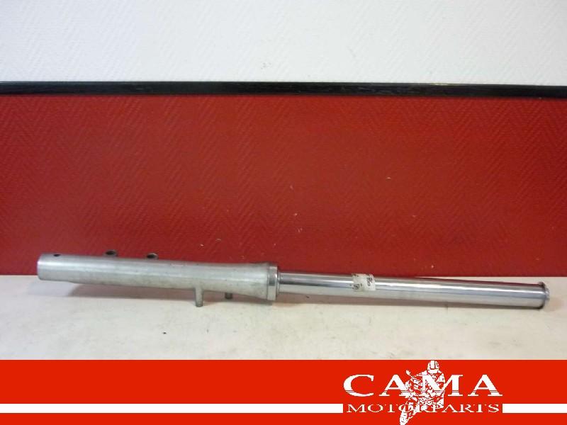 VOORVORK POOT RECHTS Suzuki, Motoren, Dhr. S. di Majo, Gebruikt, Info@cama-motorparts.nl, P.J. Troelstraweg 8 8
3144 CX  MAASSLUIS, NL