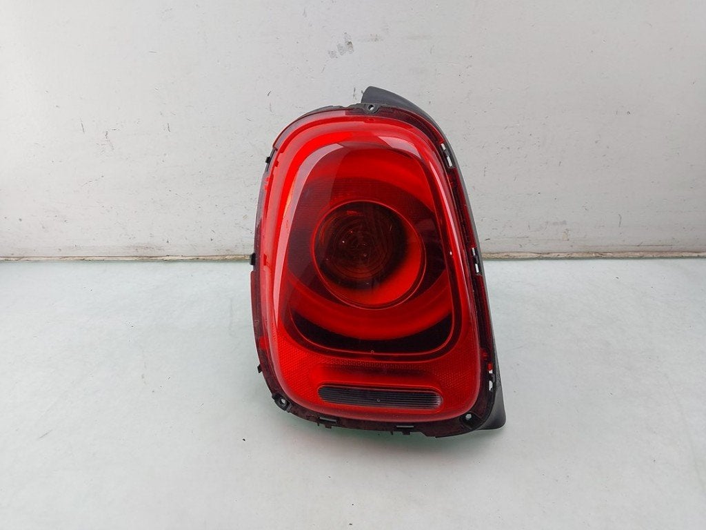 ACHTERLICHT LINKS Mini Mini (F55) (|7297413|63217297413|), Auto-onderdelen, Gebruikt, Mini, Petuelring 130
80809  München, DE