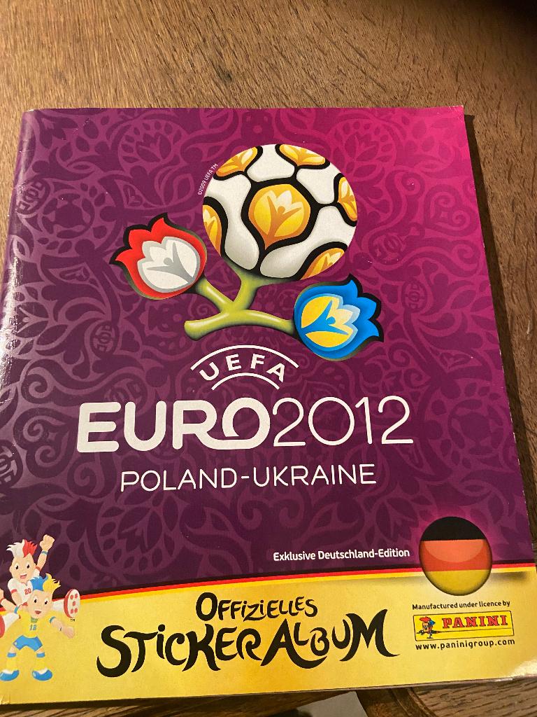 Album Panini Euro 2012  (édition limitée allemande), Verzenden, Gebruikt, Meerdere stickers