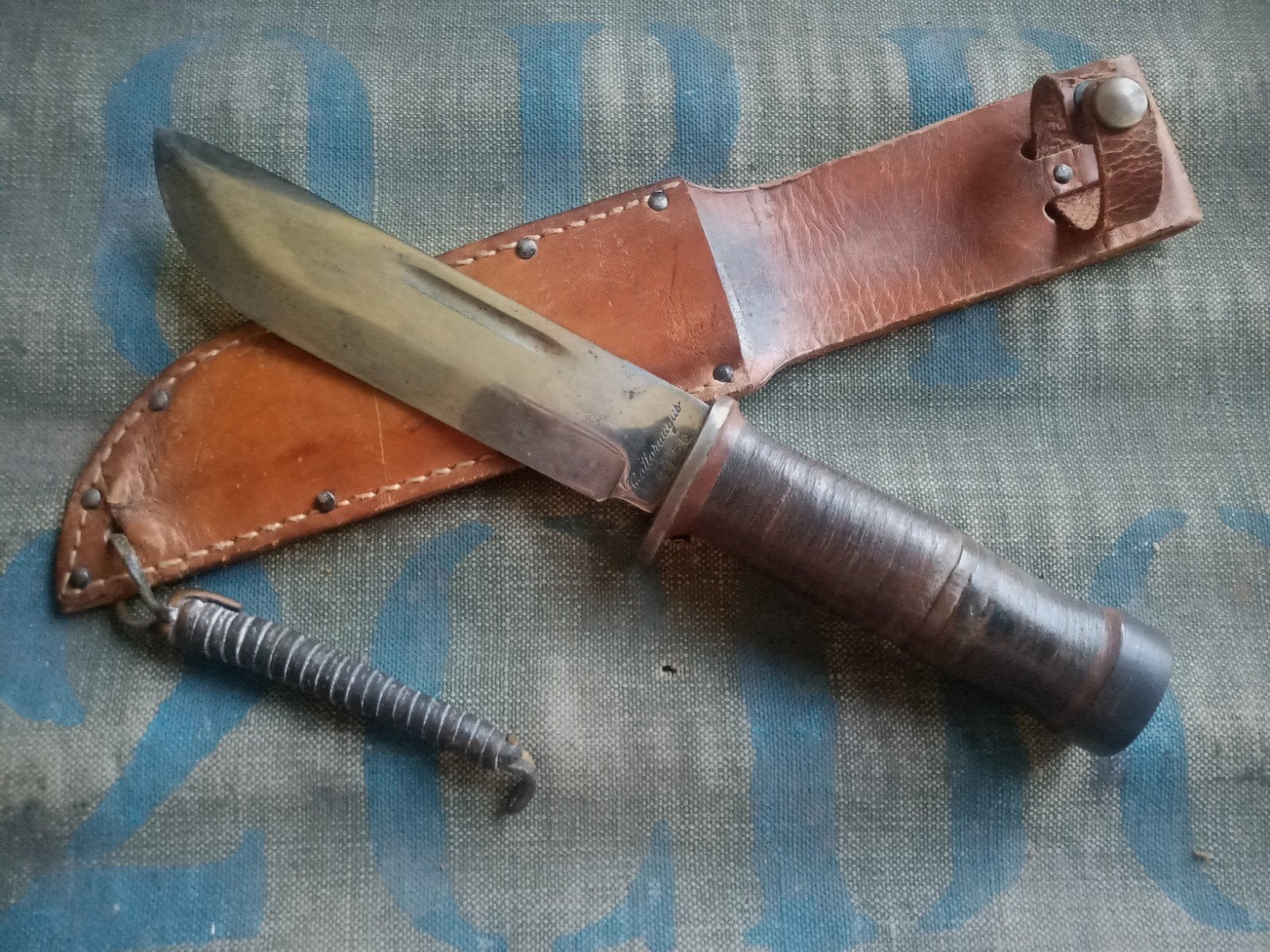 US WW2 couteau poignard Cattaraugus. Bien lire le fourreau, Enlèvement ou Envoi, Armée de terre, Couteau ou Poignard