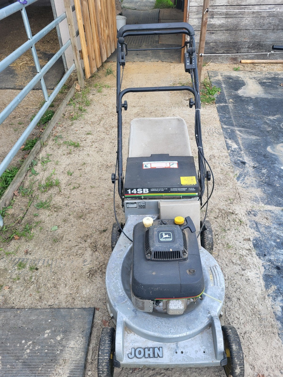 john deere benzine maaier, Enlèvement