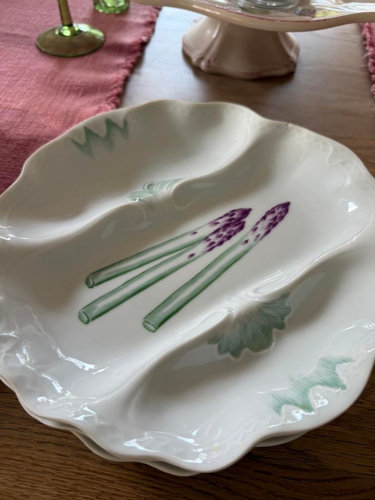 Porseleinen borden Bernardaud, Antiquités & Art, Enlèvement ou Envoi