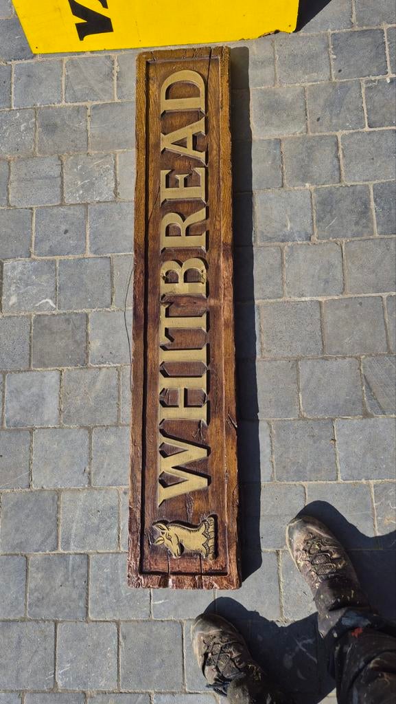 Reclame Whitbread, Ophalen