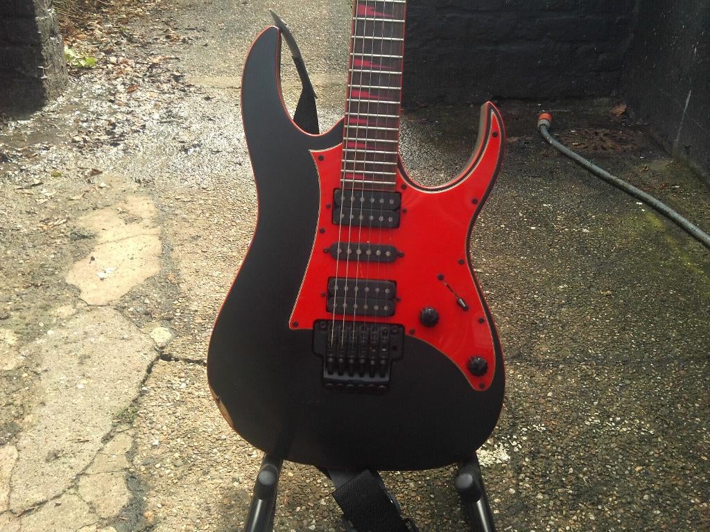 ibanezh grg250dx "eerste series " 2009 " zeer goede staat, Muziek en Instrumenten, Snaarinstrumenten | Gitaren | Elektrisch, Ophalen