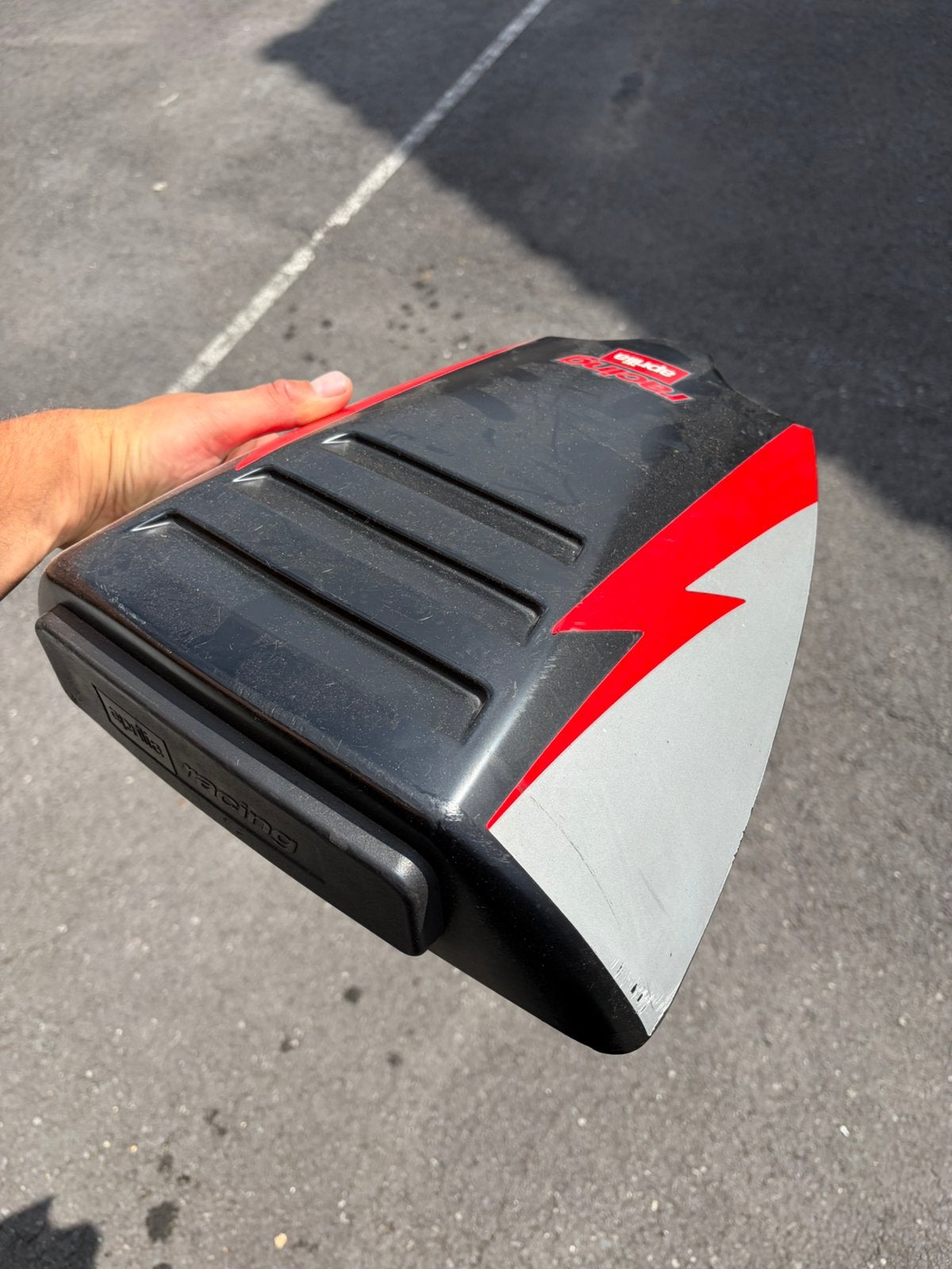 Zx10r 2014 seat cover en aprilia rsv seat cover, Enlèvement, Comme neuf