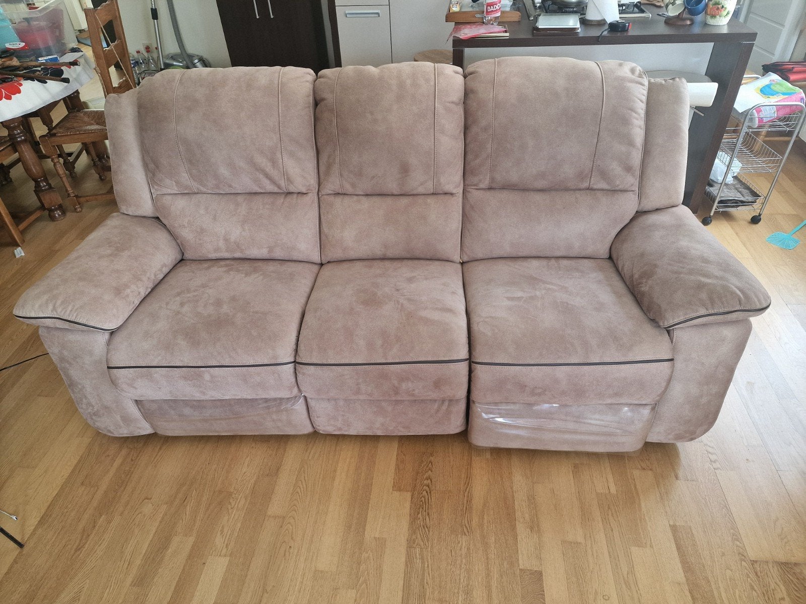 Canapé 3 places avec 2 relax électrique, 200 à 250 cm, Banc droit, Comme neuf, Enlèvement