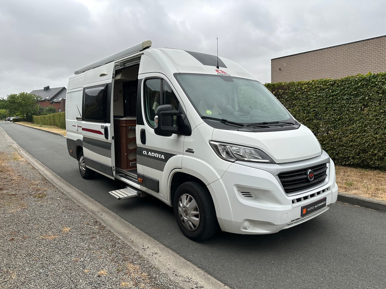 Adria Twin 640 SPX, Caravanes & Camping, Particulier, Adria