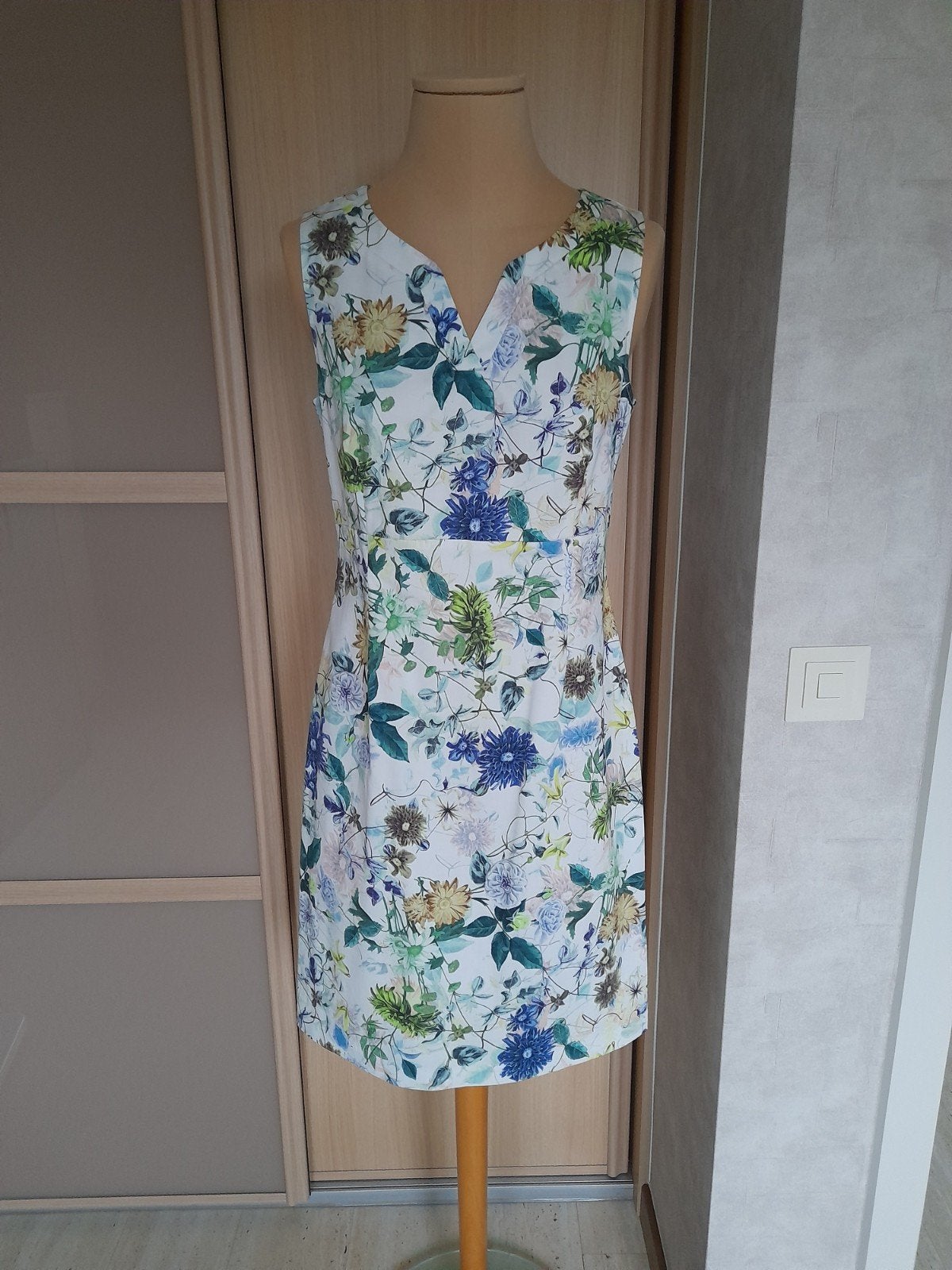 Kleedje maatje 38, Kleding | Dames, Jurken, Ophalen, Zo goed als nieuw, Maat 38/40 (M), Knielengte