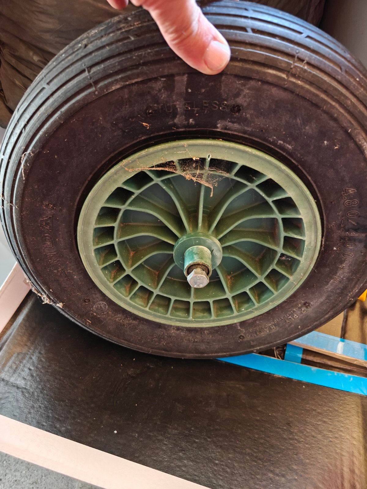 Kruiwagen wiel, Tuin en Terras, Kruiwagens, Ophalen