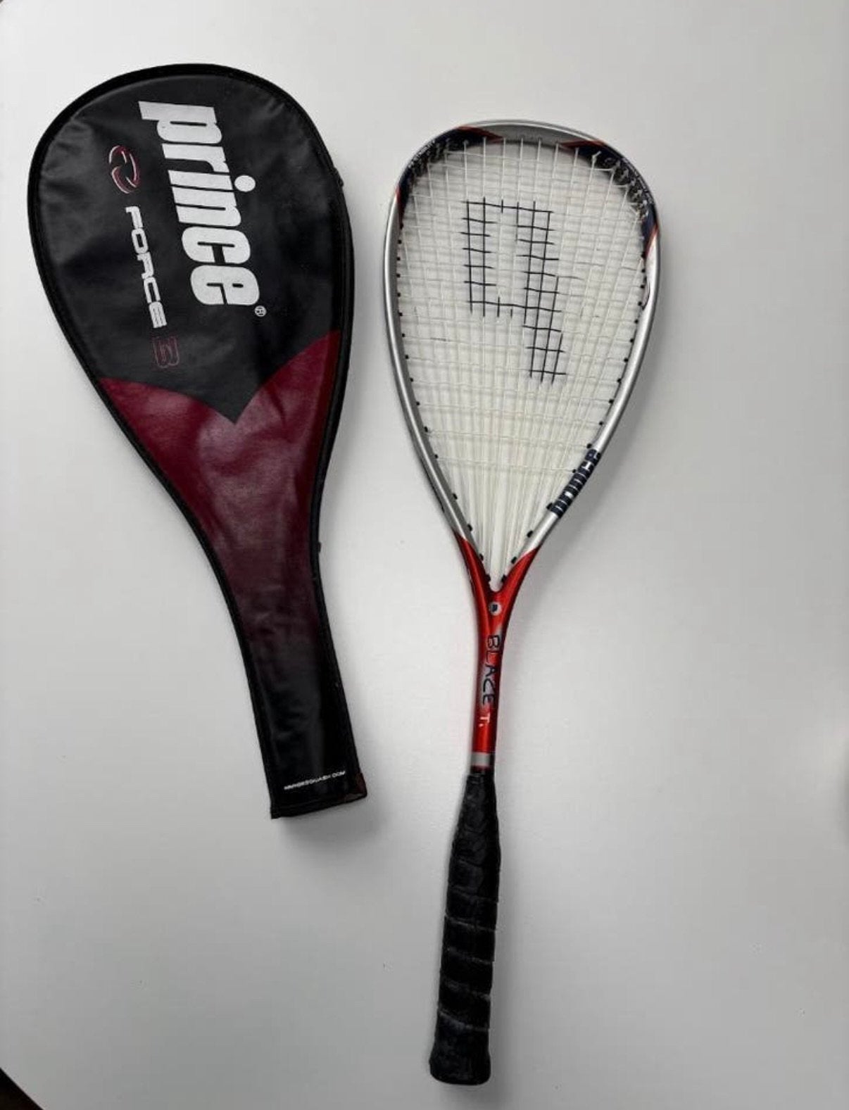 Squash racket Prince Force met hoes, Sport en Fitness, Squash, Ophalen of Verzenden, Racket, Met hoes