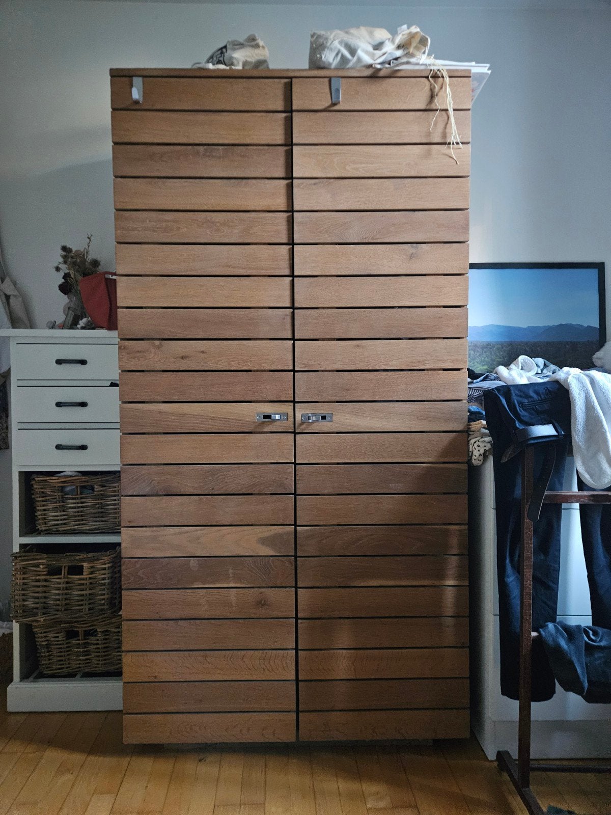 garde robe a donner, Enlèvement