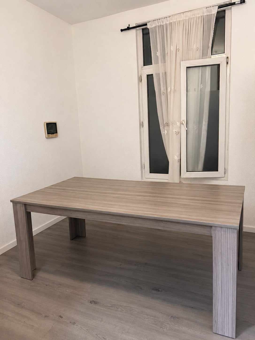 Table à manger 60€, Maison & Meubles, Tables | Tables à manger, Neuf, 100 à 150 cm, 150 à 200 cm, Table moderne