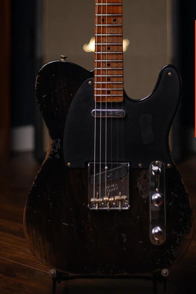 Wanted Fender Telecaster noir, Enlèvement, Fender