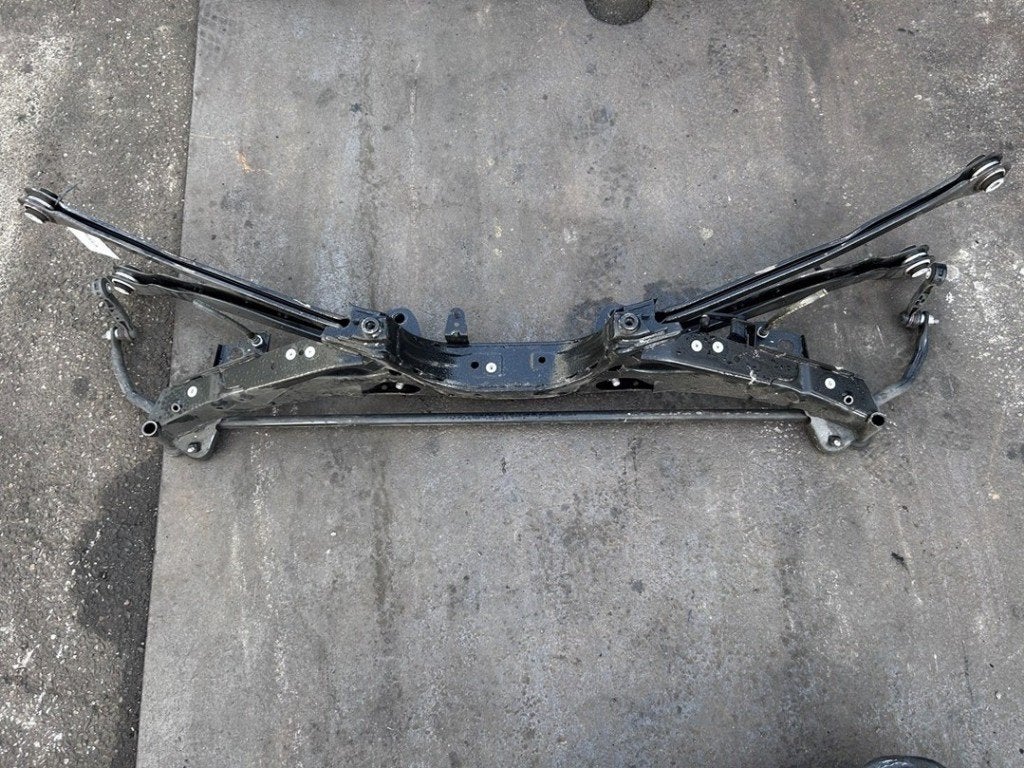 ACHTERAS VWA BMW 2 serie Gran Coupe (F44) (01-2019/-), Gebruikt, BMW, Petuelring 130
80809  München, DE, Bayerische Motoren Werke AG