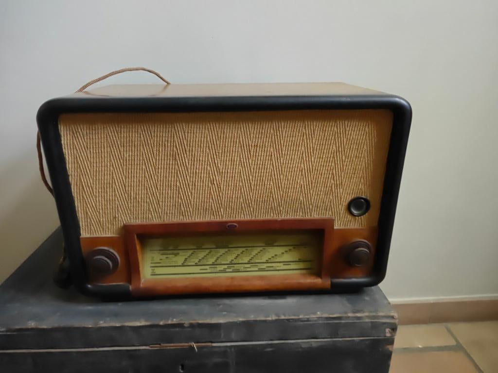 SBR 2553 U, Antiquités & Art, Antiquités | TV & Hi-Fi, Enlèvement