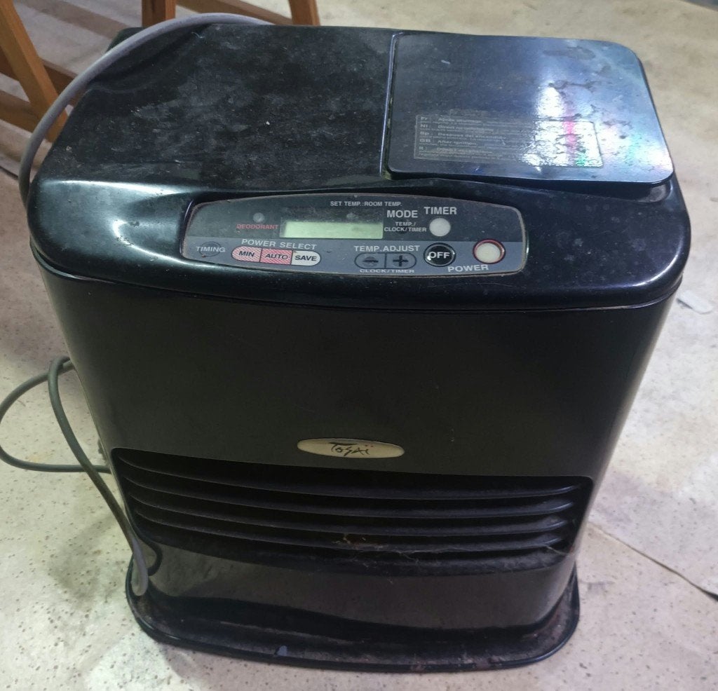 Poêle à pétrole électronique, Bricolage & Construction, 800 watts ou plus, Enlèvement, Utilisé, Haut rendement (HR)
