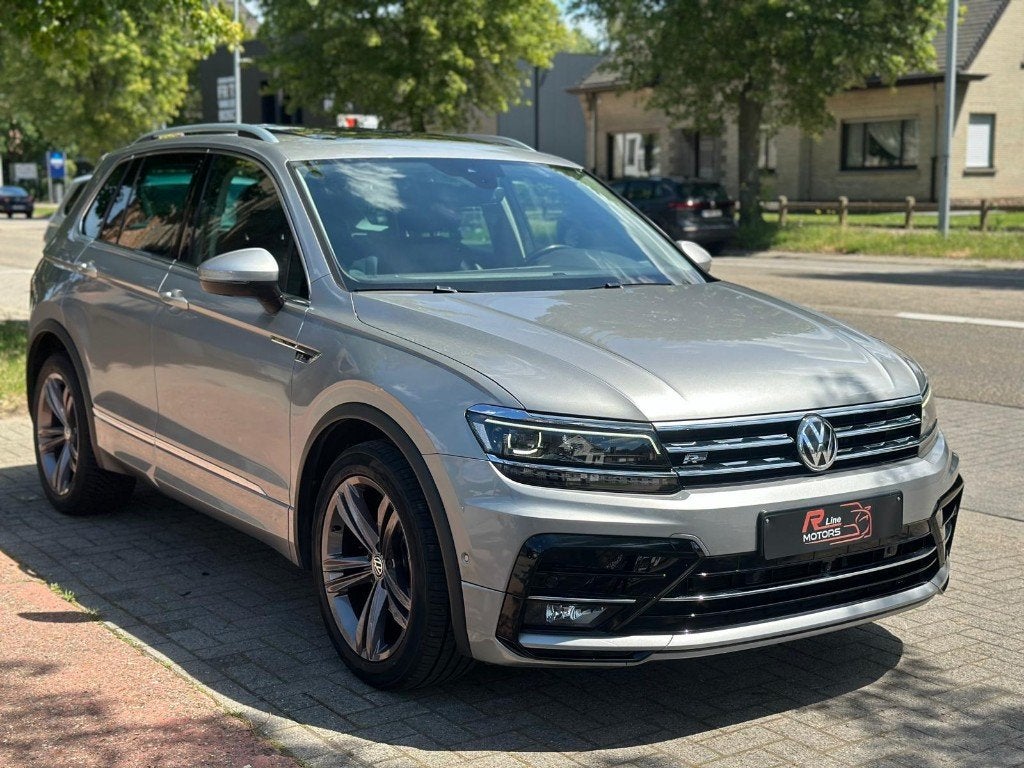 VW Tiguan 2.0TDI - R Line - 20.248€ Netto - Pano - 360Camera, Auto's, Volkswagen, 4 cilinders, Leder, Bedrijf, Te koop