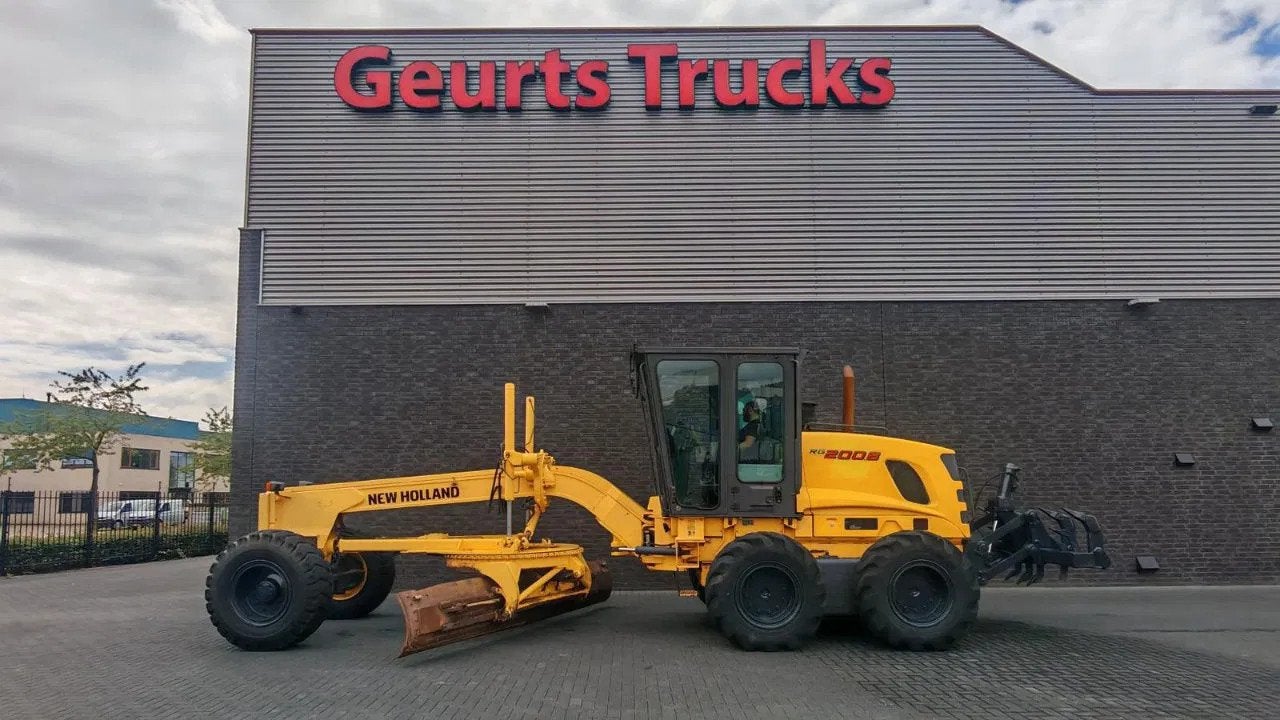 New Holland RG 200 B MOTORGRADER + RIPPER FROM 2012 HOURS 42, Articles professionnels, Machines & Construction | Autre