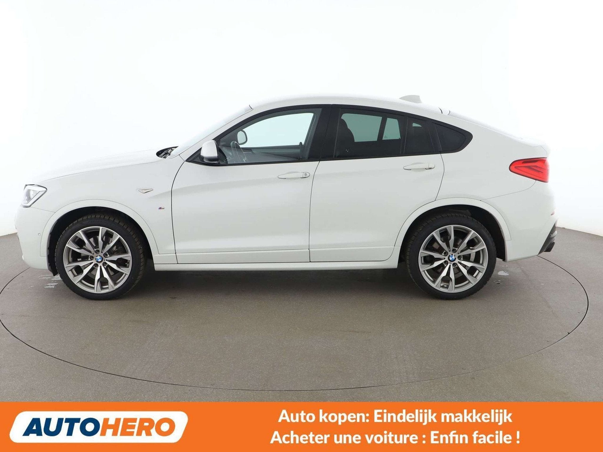 BMW X4 M40i (année de construction 2017, automatique), Autos, 360 ch, Achat, 199 g/km, Détection des panneaux routiers