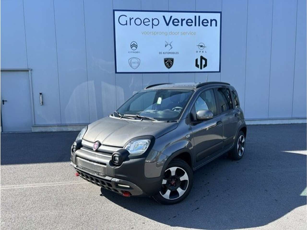 Fiat New Panda Panda Cross 1.0i MHEV, 0 kg, Argent ou Gris, Capteur de lumière, 69 ch
