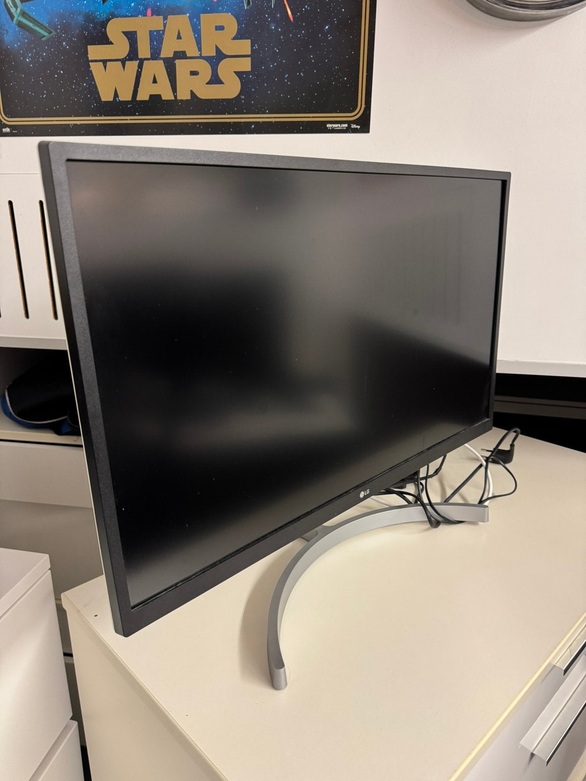 LG 27UL500 4K, Computers en Software, Monitoren, Ophalen, Zo goed als nieuw