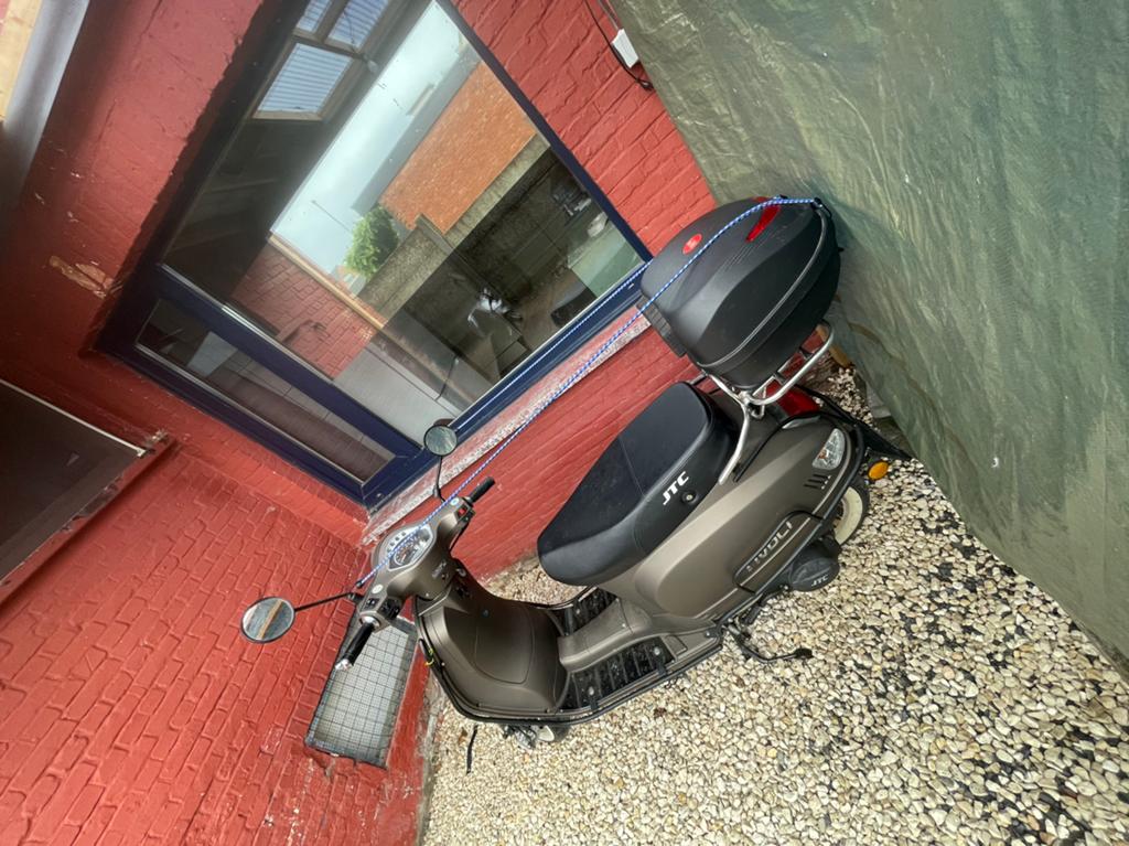 JTC TIVOLI te koop, Vélos & Vélomoteurs, Vélomoteurs & Scooters bridés, Autres marques, Comme neuf, Enlèvement, Essence