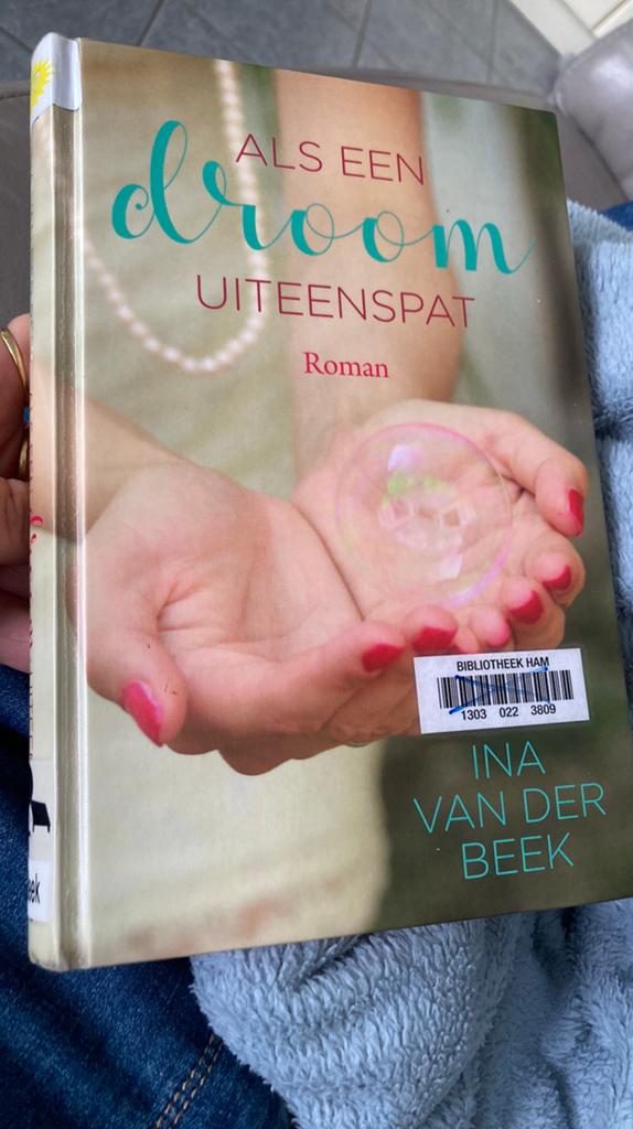 Ina van de beek Als een droom uiteenspat, Boeken, Chicklit, Ophalen of Verzenden, Zo goed als nieuw