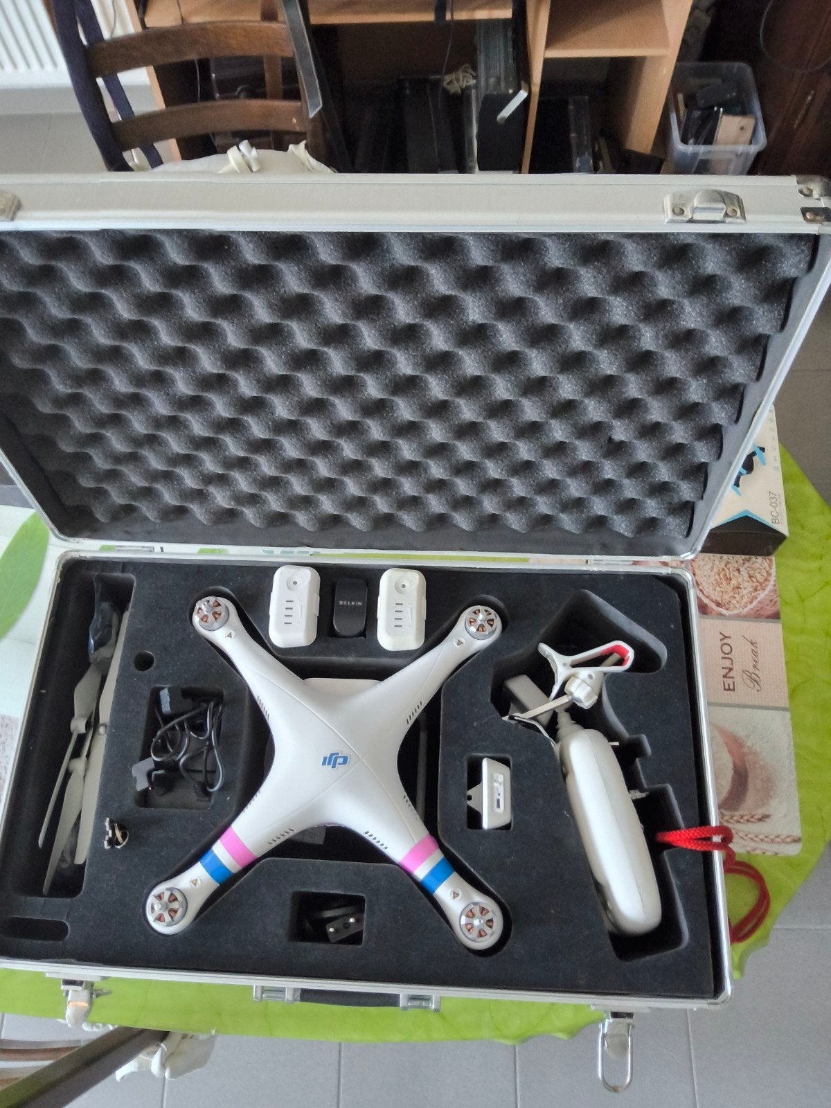 Drone DJI PHANTOM 2 VISION, Hobby en Vrije tijd, Ophalen of Verzenden