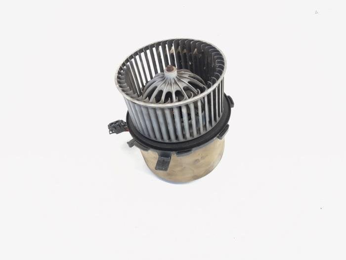 Kachel Ventilatiemotor van een Audi A4, Gebruikt, -, -, -