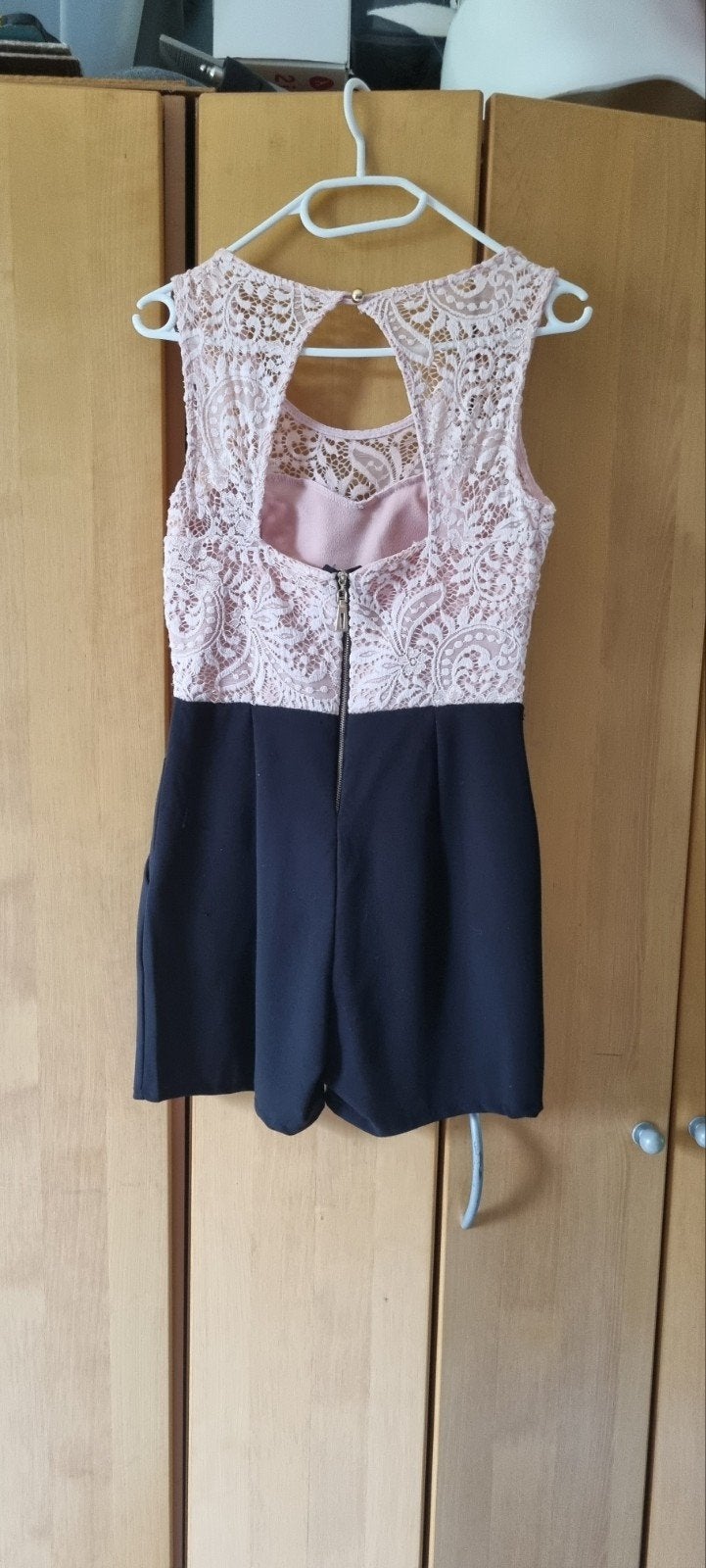 lichtroze met zwarte jumpsuit maat S, Kleding | Dames, Ophalen, Maat 36 (S)